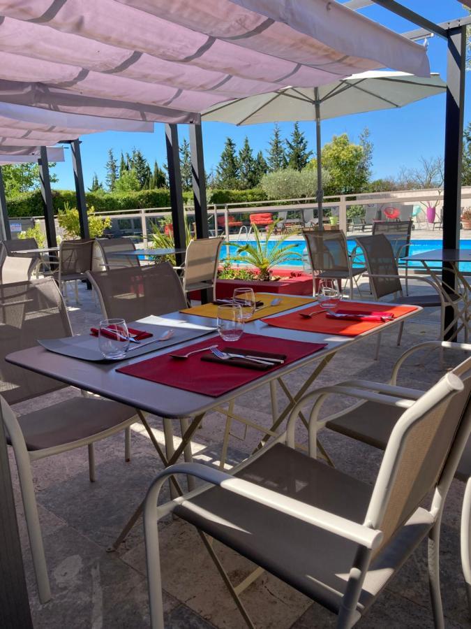 Logis Restaurant Les Aubuns 3* Caissargues